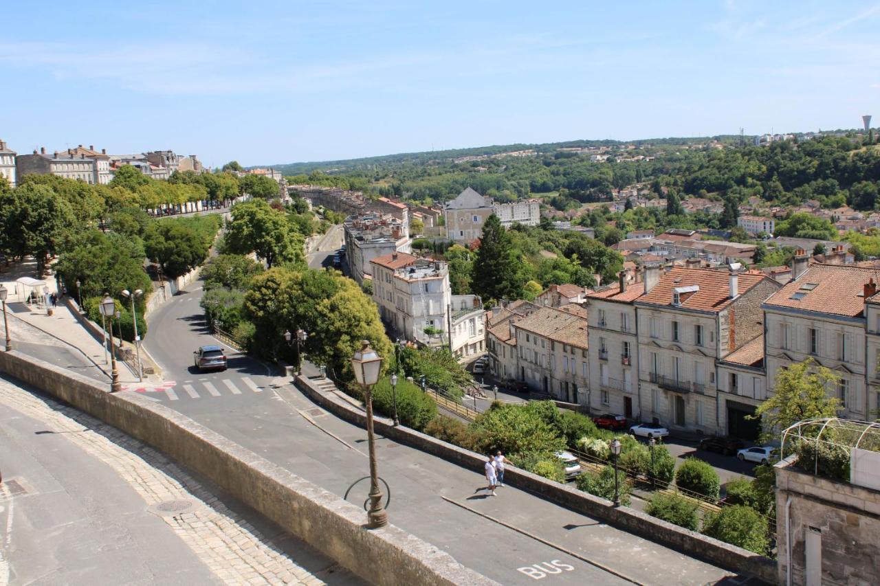 Aparthotel Le Rempart Du Midi Angoulême Esterno foto